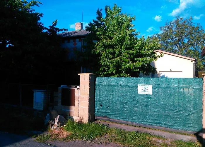 Old Summer House With Renovated Bathroom Praag