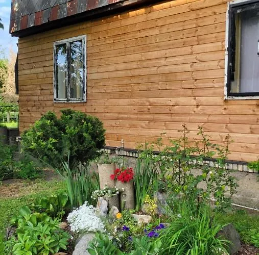 Old Summer House With Renovated Bathroom *