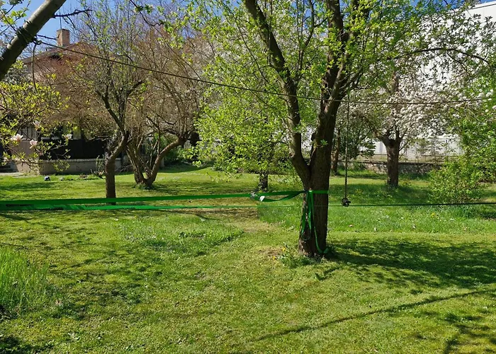 Old Summer House With Renovated Bathroom Apartman *