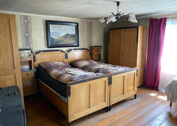 Old Summer House With Renovated Bathroom 아파트 *